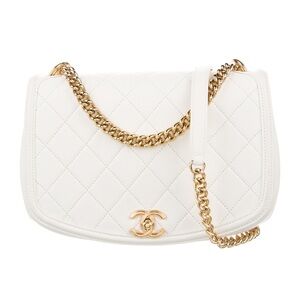 CHANEL white quilted calfskin underline flap bag